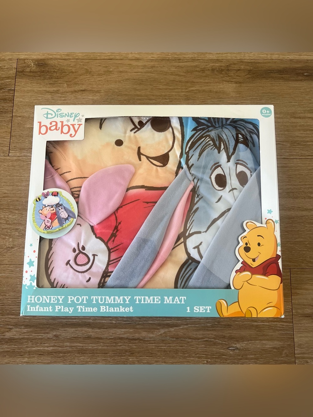 NIB Disney Baby Winnie The Pooh Honey Pot Tummy Time Mat and Accessories